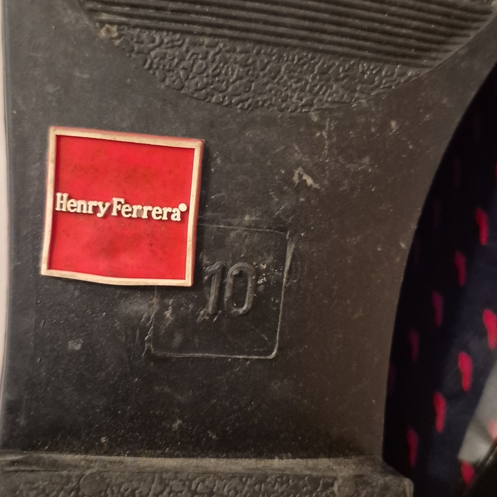 Henry Ferrera Women's Size 10 Stylish Black and Red Heart Ankle Rain Boots - Picture 7 of 7